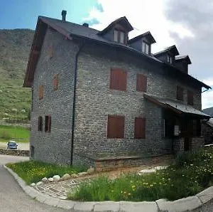https://le-petit-espot.catalonia-hotels.com